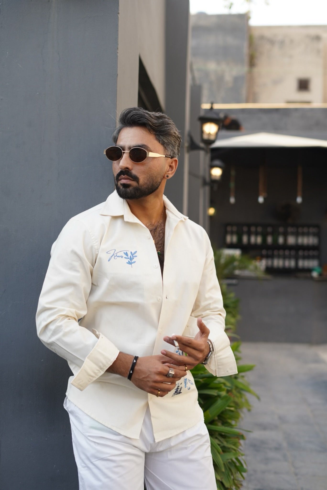 Off-White -Full Sleeve Italian Botanique