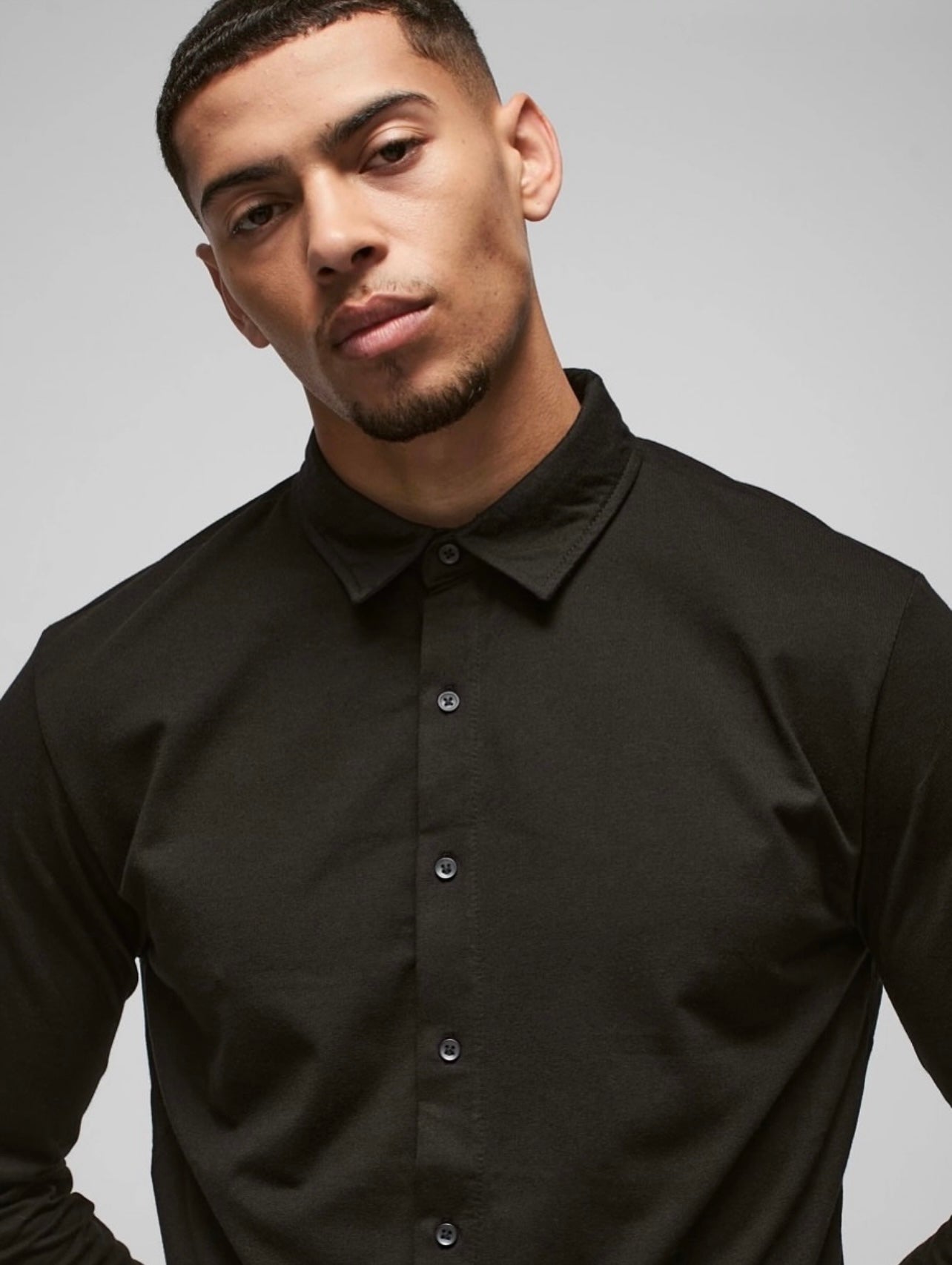 The Kharis Long Sleeve Slim Fit Jersey Shirt – Black Edition